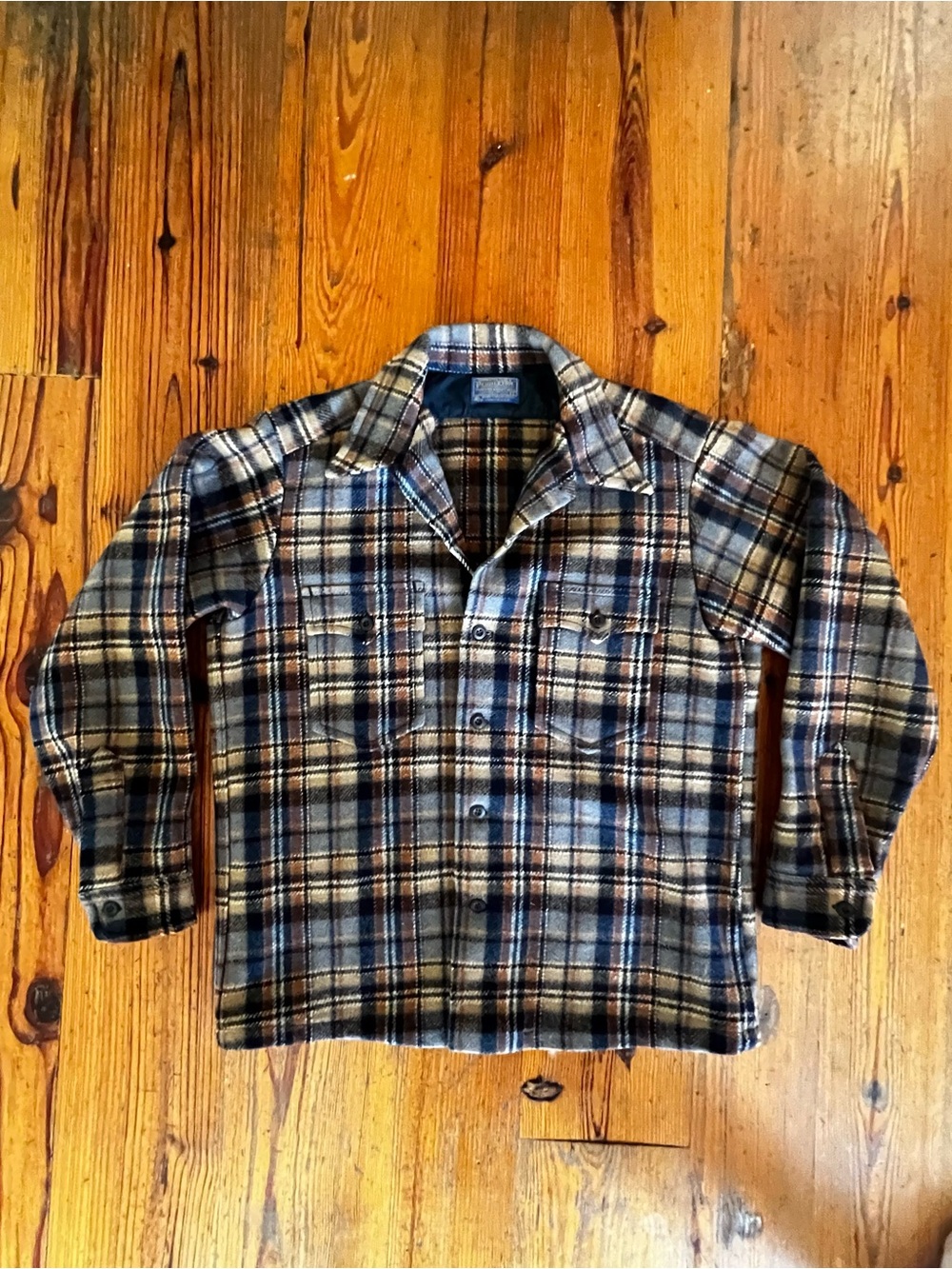 VTG Pendleton Board Shirt Men’s L Wool Shadow Plaid Shacket